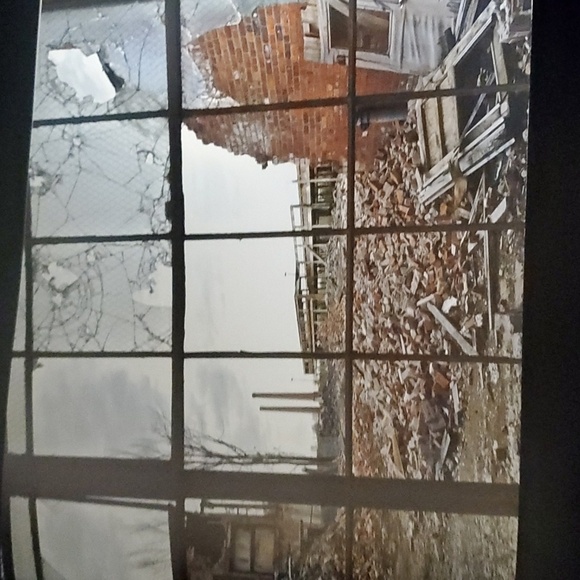 Detroit : 138 Square Miles Hardcover Book - Picture 9 of 16